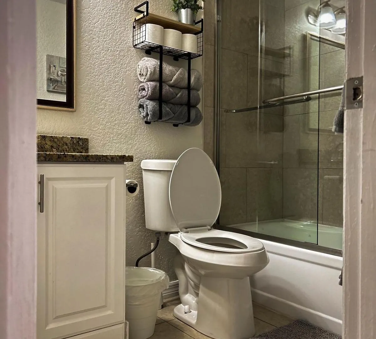 Cozy Getaway Pet Friendly 10 Min Busch Gardens Vila Tampa Casa de Férias