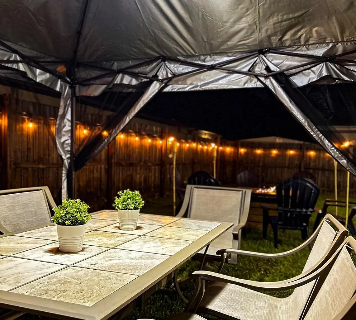 Casa de Férias Cozy Getaway Pet Friendly 10 Min Busch Gardens Vila Tampa Estados Unidos da América