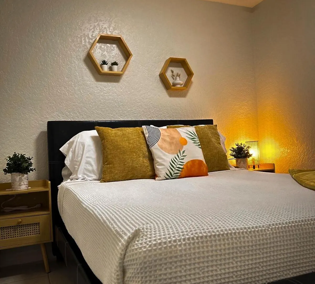 Cozy Getaway Pet Friendly 10 Min Busch Gardens Vila Tampa 0*,  Estados Unidos da América